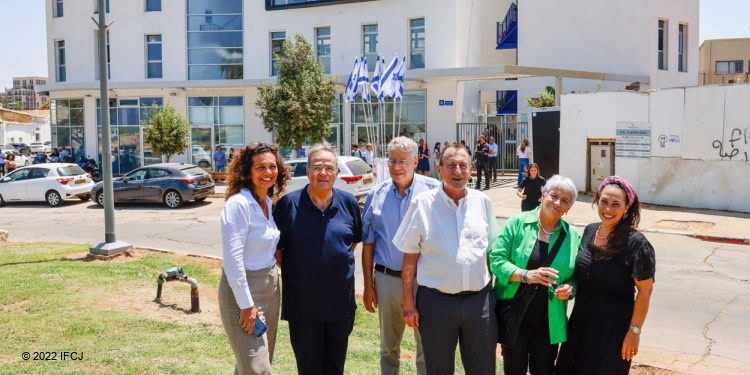 Opening Rabbi Eckstein Gagon Homeless Treatment Center