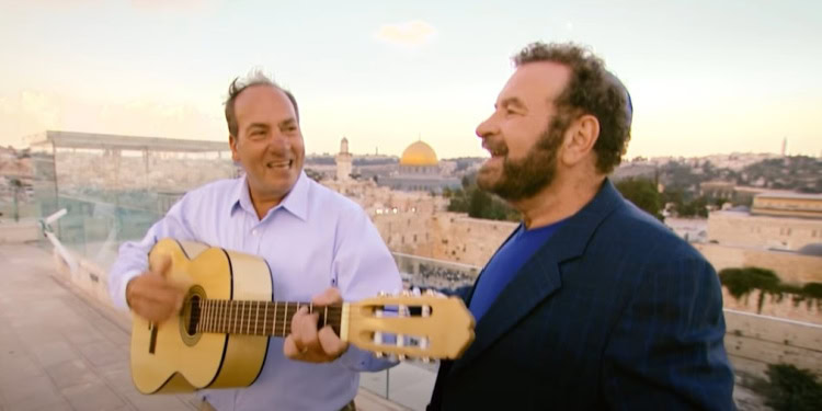 Rabbi Eckstein with Dudu Fisher